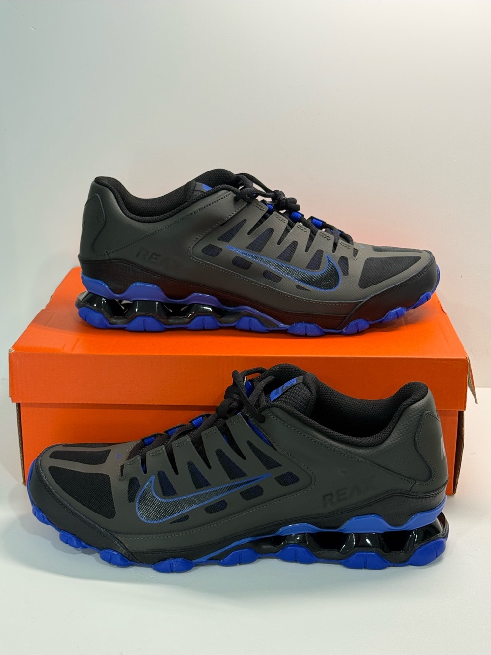 Nike Reax 8 TR Mesh Shoes Men Size 12 Newsprint
Racer Blue Training 621716-012